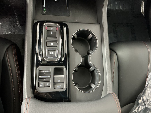 new 2025 Honda Pilot car, priced at $51,350