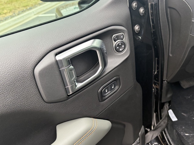 new 2026 Jeep Gladiator car, priced at $53,281