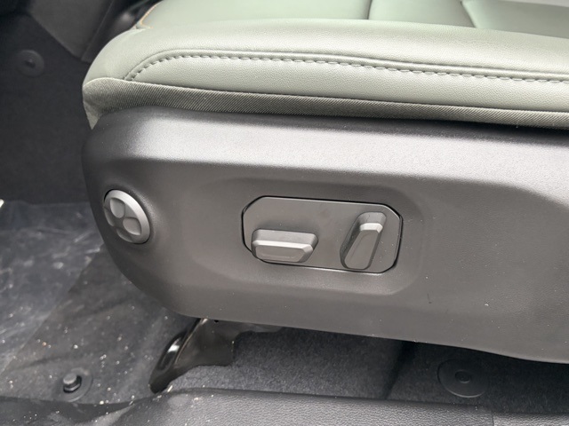 new 2026 Jeep Gladiator car, priced at $53,281