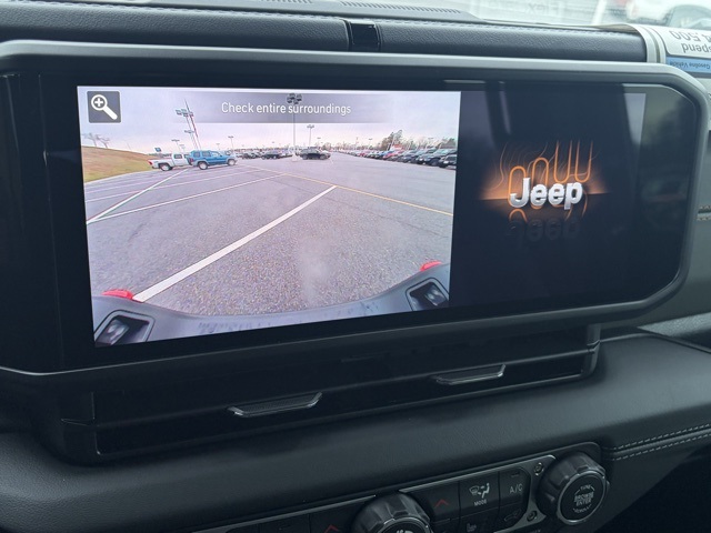 new 2026 Jeep Gladiator car, priced at $53,281