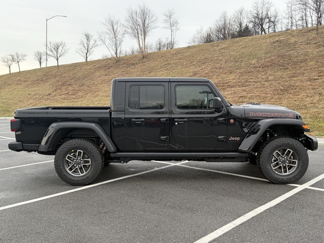 new 2026 Jeep Gladiator car, priced at $53,281