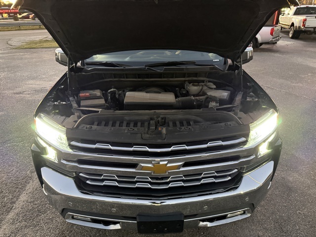 2019 Chevrolet Silverado 1500 LTZ:V3939