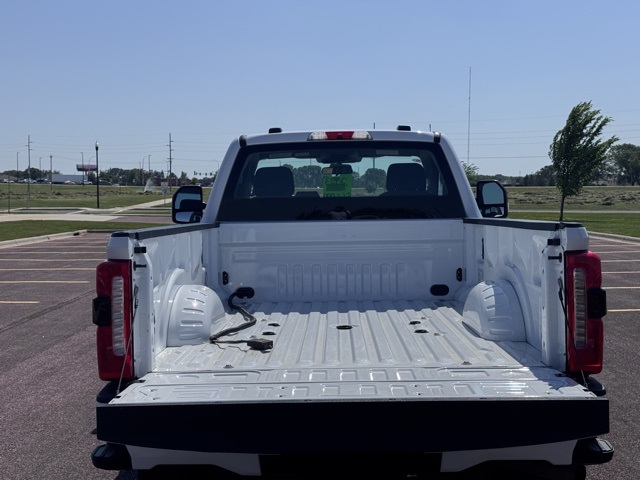 2023 Ford Super Duty F-350 SRW XL