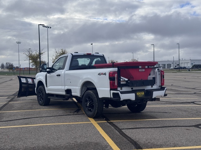 2023 Ford Super Duty F-350 SRW XL