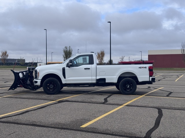 2023 Ford Super Duty F-350 SRW XL