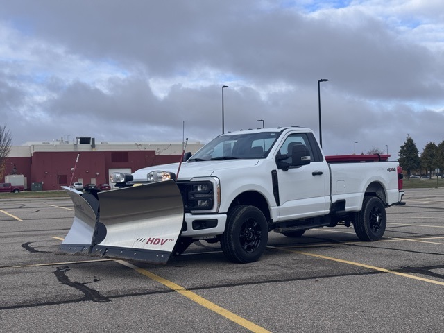 2023 Ford Super Duty F-350 SRW XL
