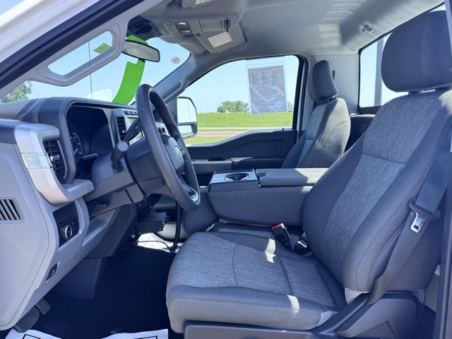 2023 Ford Super Duty F-350 SRW XL