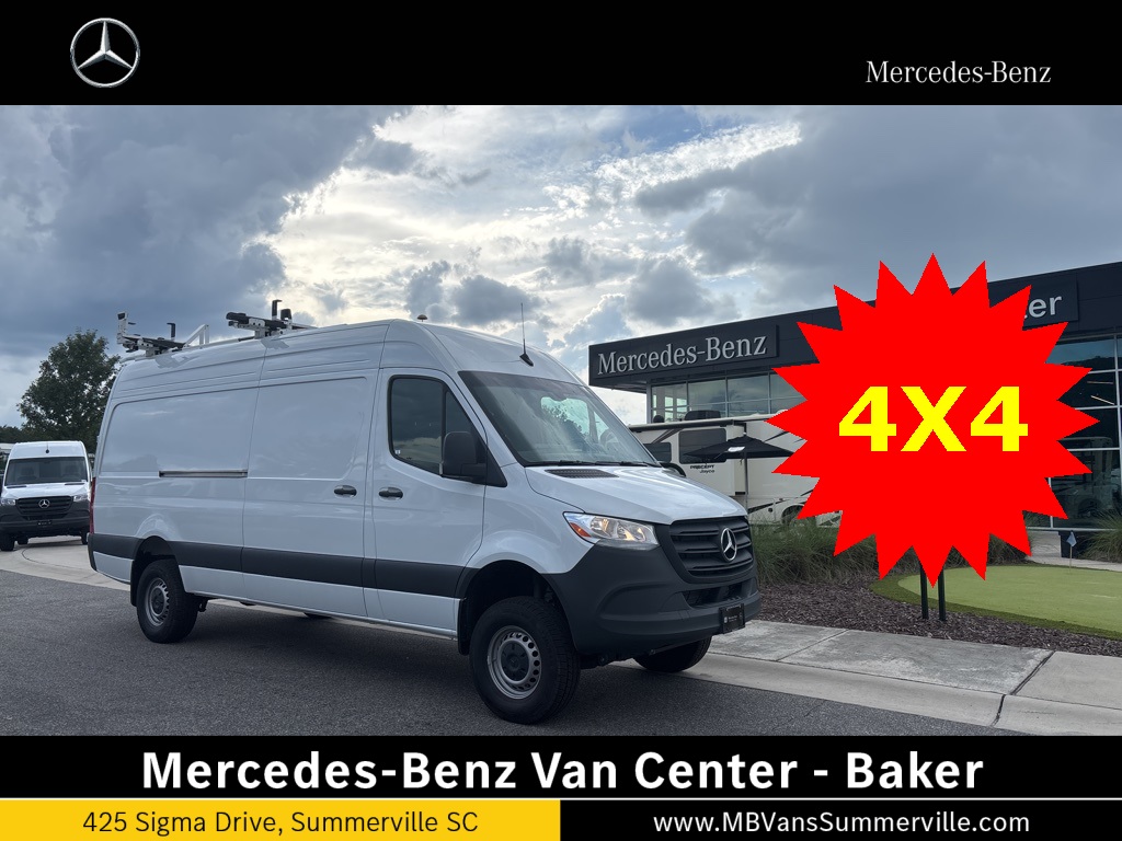 Used 2024 Mercedes-Benz Sprinter 2500 - photo 1