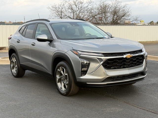 used 2025 Chevrolet Trax car