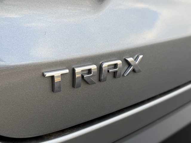 used 2025 Chevrolet Trax car