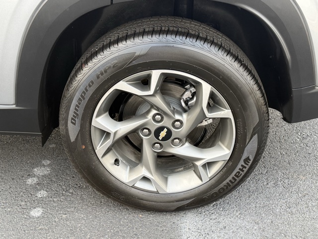 used 2025 Chevrolet Trax car