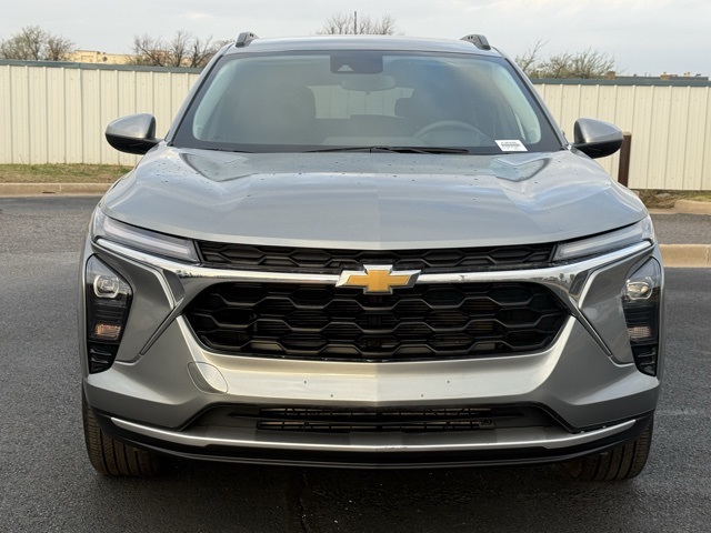 used 2025 Chevrolet Trax car