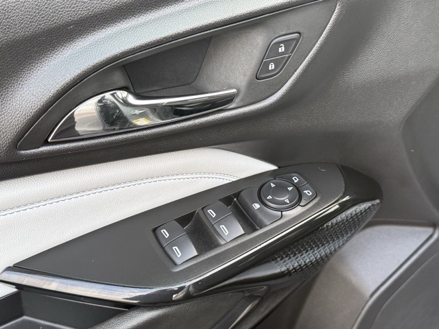 used 2025 Chevrolet Trax car