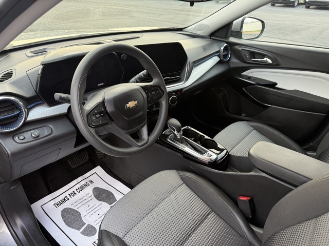 used 2025 Chevrolet Trax car