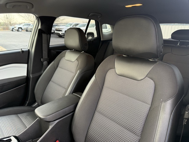 used 2025 Chevrolet Trax car