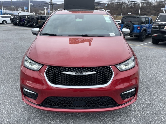 new 2026 Chrysler Pacifica car, priced at $51,469