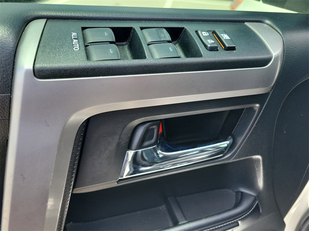 2019 Blizzard Pearl Toyota 4Runner Limited 4X4 SUV