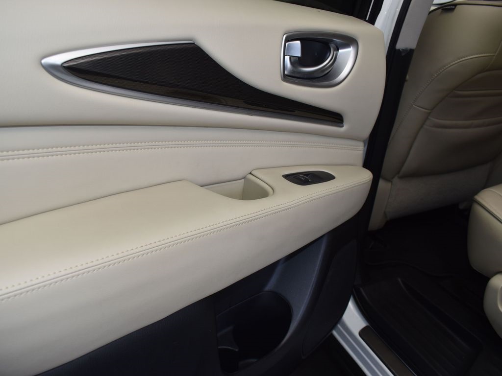2019 Majestic White INFINITI QX60 LUXE FWD SUV