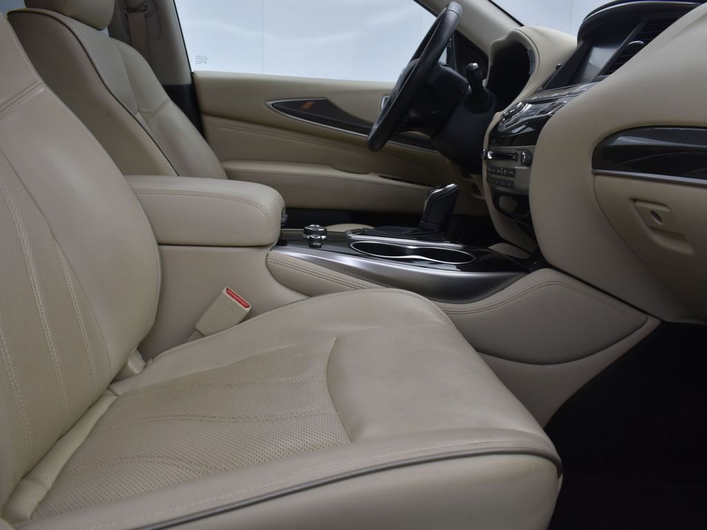 2019 Majestic White INFINITI QX60 LUXE FWD SUV