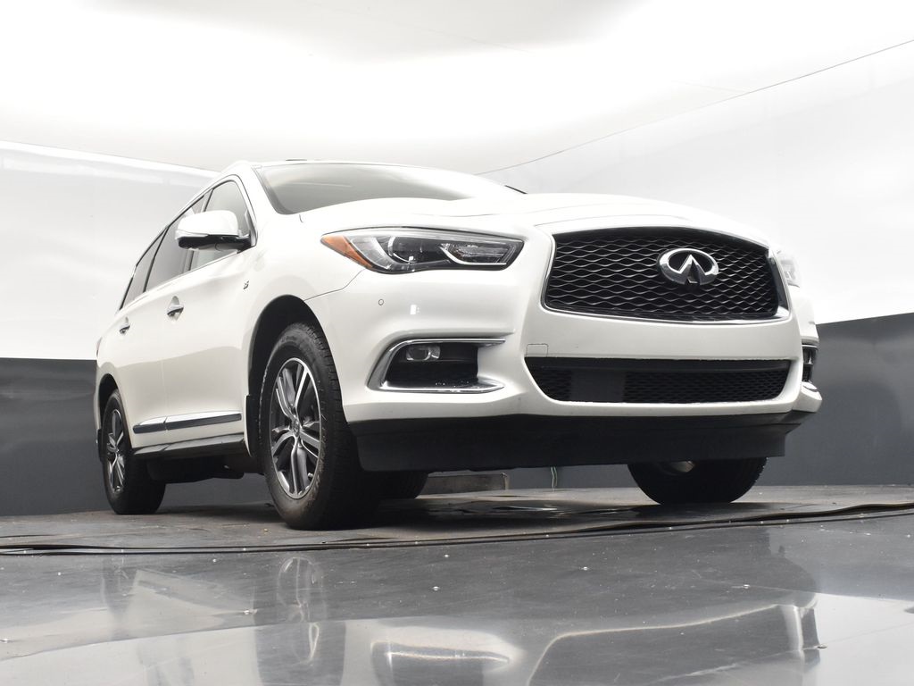 2019 Majestic White INFINITI QX60 LUXE FWD SUV