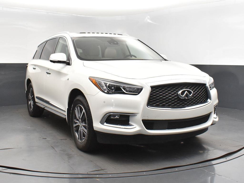 2019 Majestic White INFINITI QX60 LUXE FWD SUV