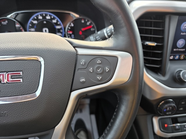 2022 GMC Acadia SLT
