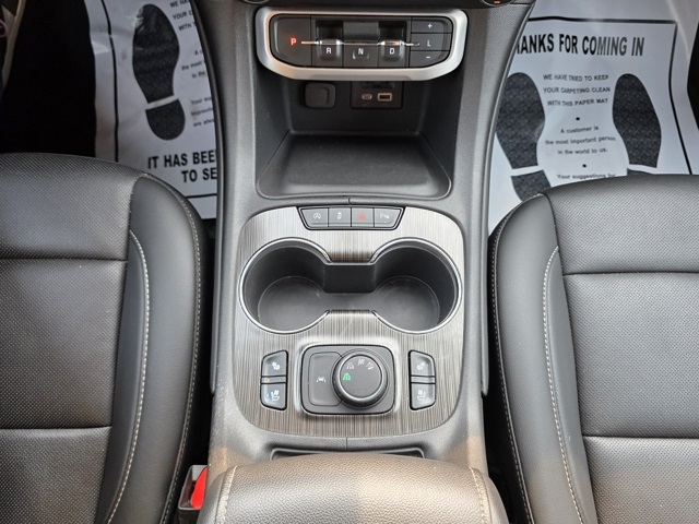 2022 GMC Acadia SLT