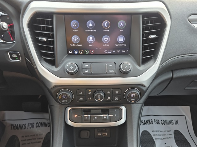 2022 GMC Acadia SLT