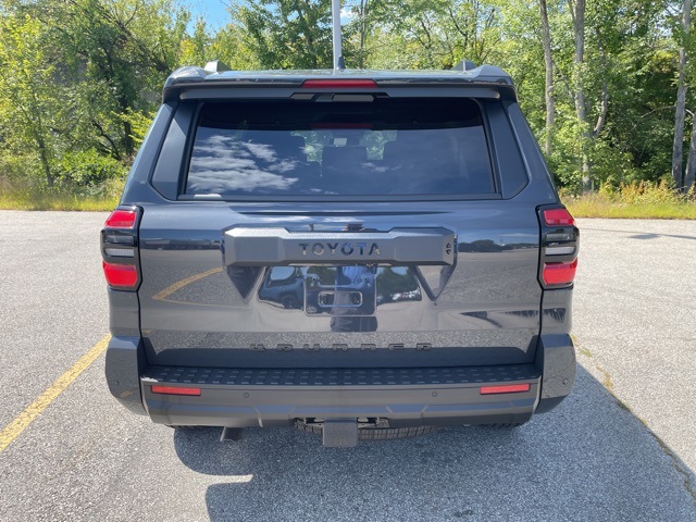 2025 Toyota 4Runner TRD Off-Road photo 5