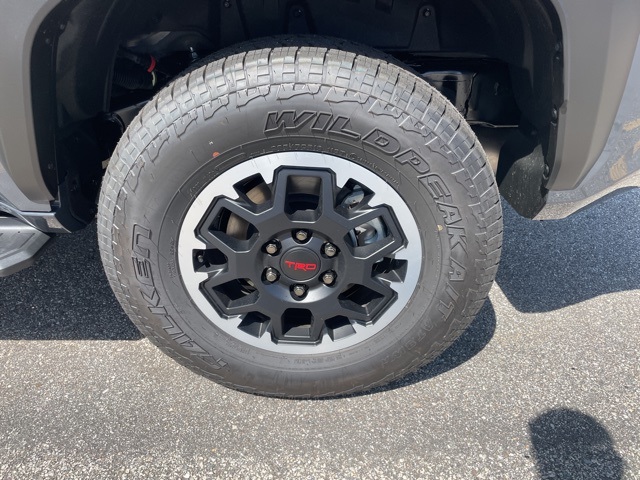 2025 Toyota 4Runner TRD Off-Road photo 8