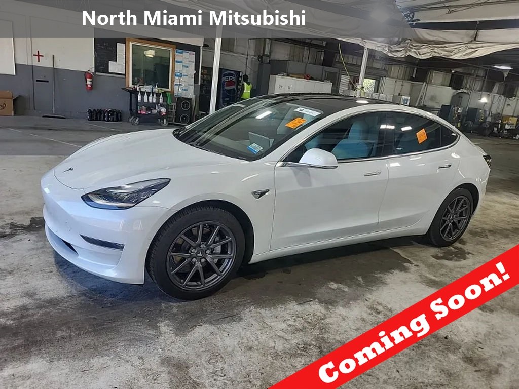 2019 Tesla Model 3 Base's photo