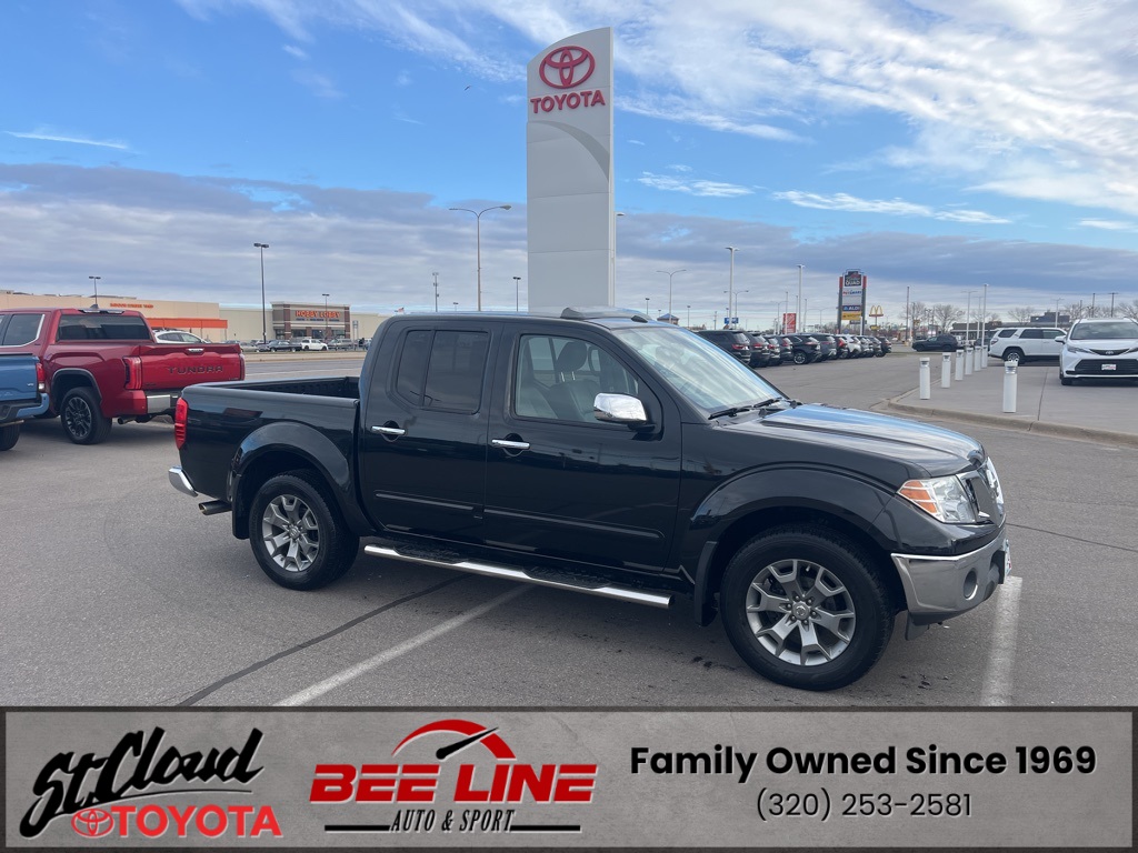 2019 Nissan Frontier SL's photo