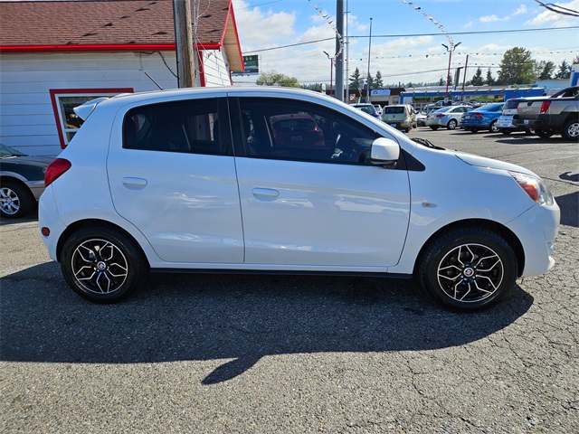 2015 Mitsubishi Mirage photo 2