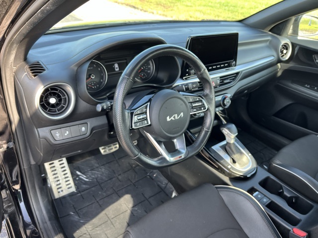 2022 Kia Forte GT-Line photo 4