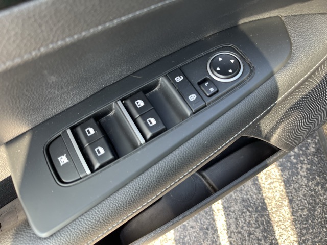 2022 Kia Forte GT-Line photo 8