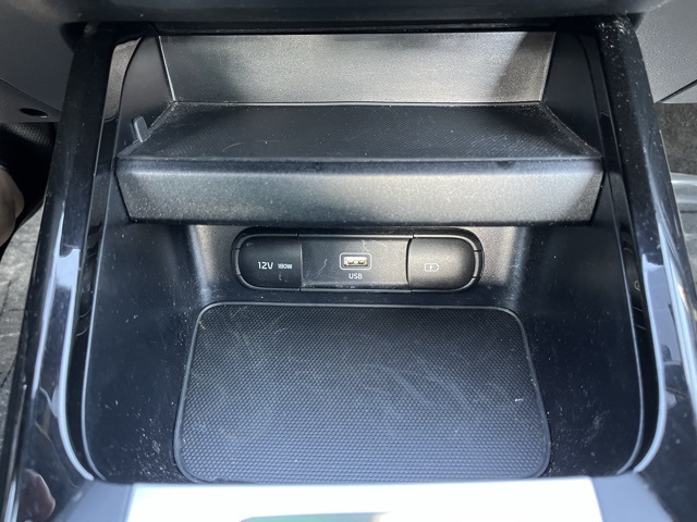 2022 Kia Forte GT-Line photo 16