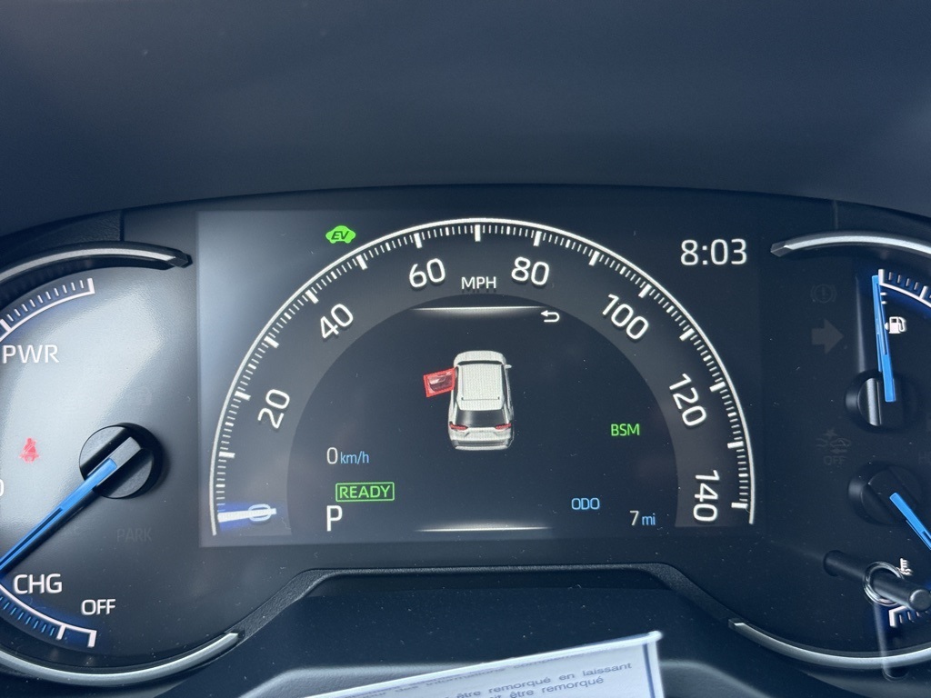 2025 Toyota RAV4 Hybrid LE photo 17