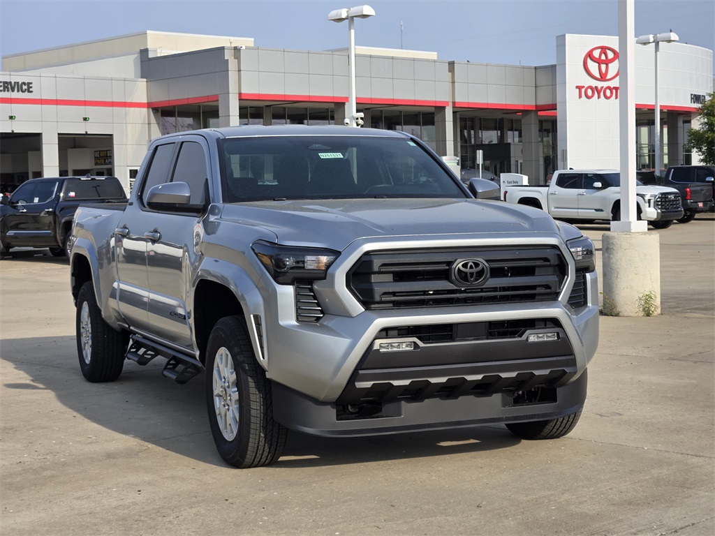 2025 Toyota Tacoma SR5 Double Cab photo 2