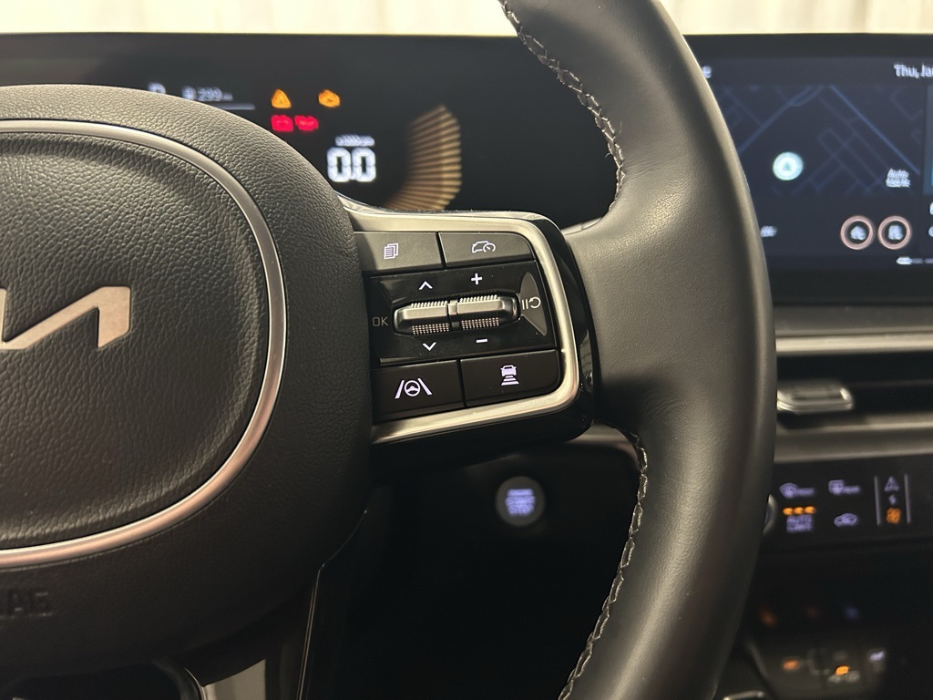 used 2024 Kia Sorento car, priced at $25,475