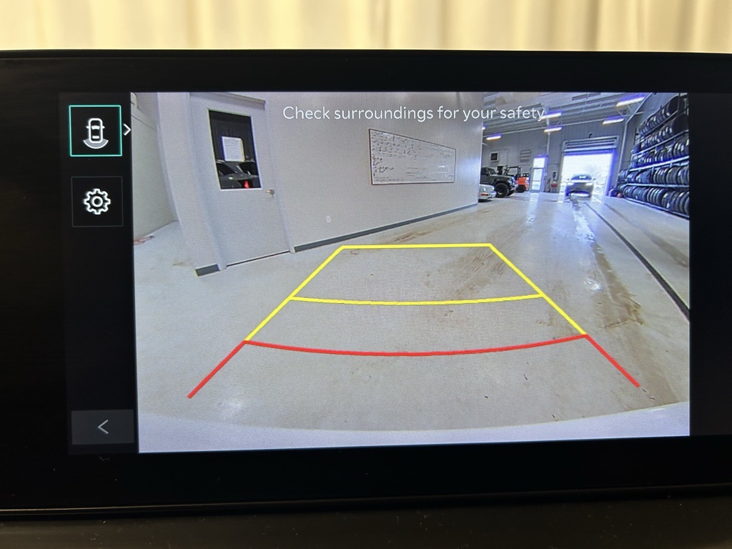 used 2024 Kia Sorento car, priced at $25,475