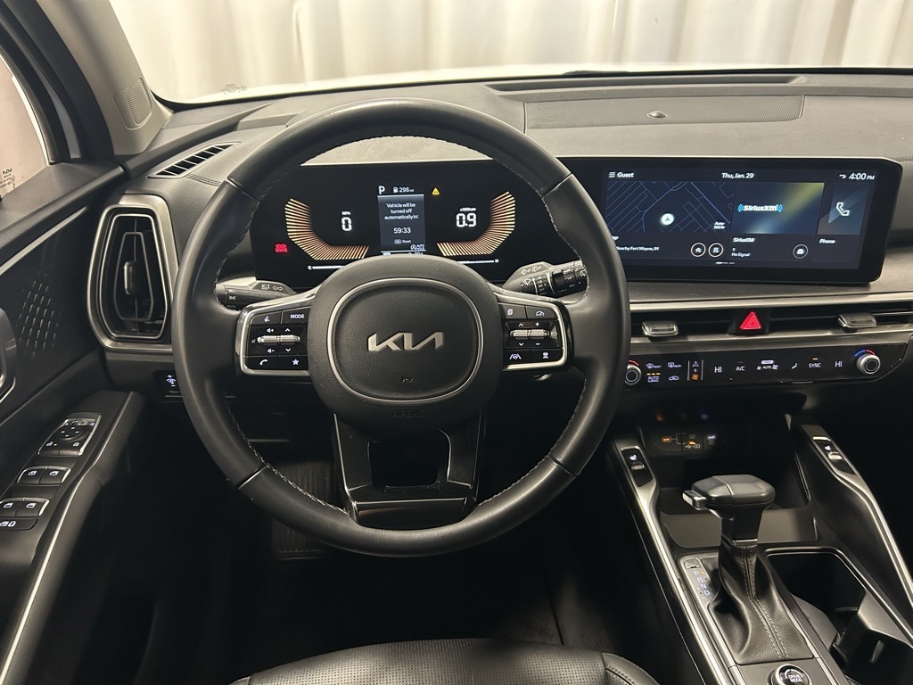 used 2024 Kia Sorento car, priced at $25,475