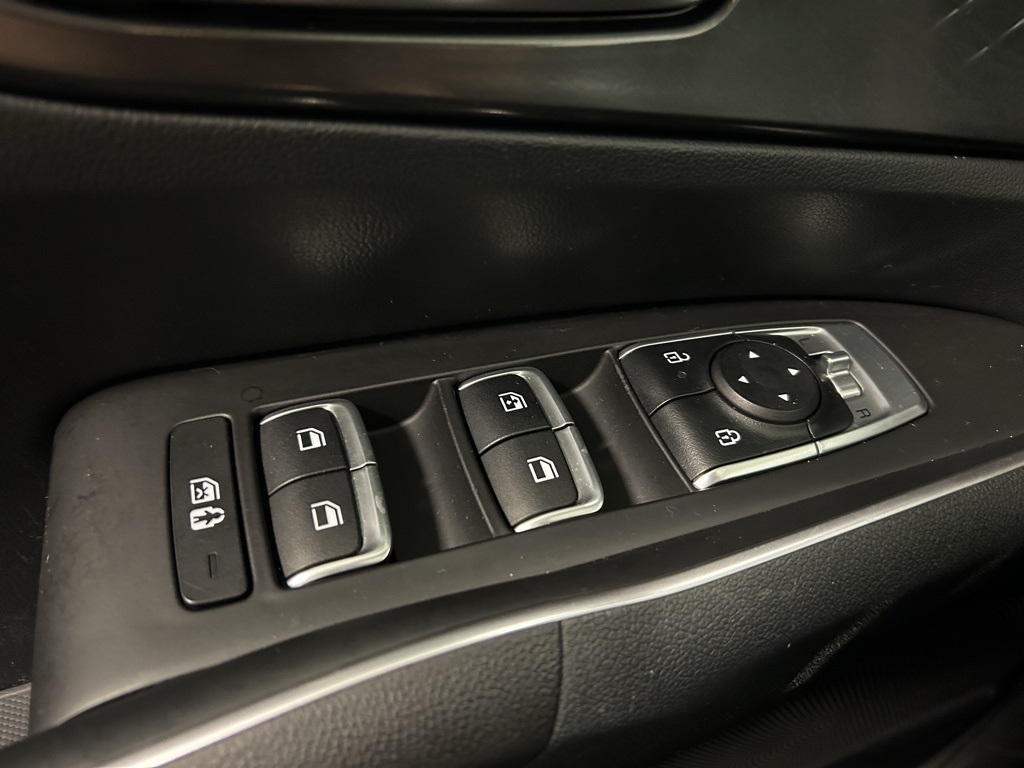 used 2024 Kia Sorento car, priced at $25,475