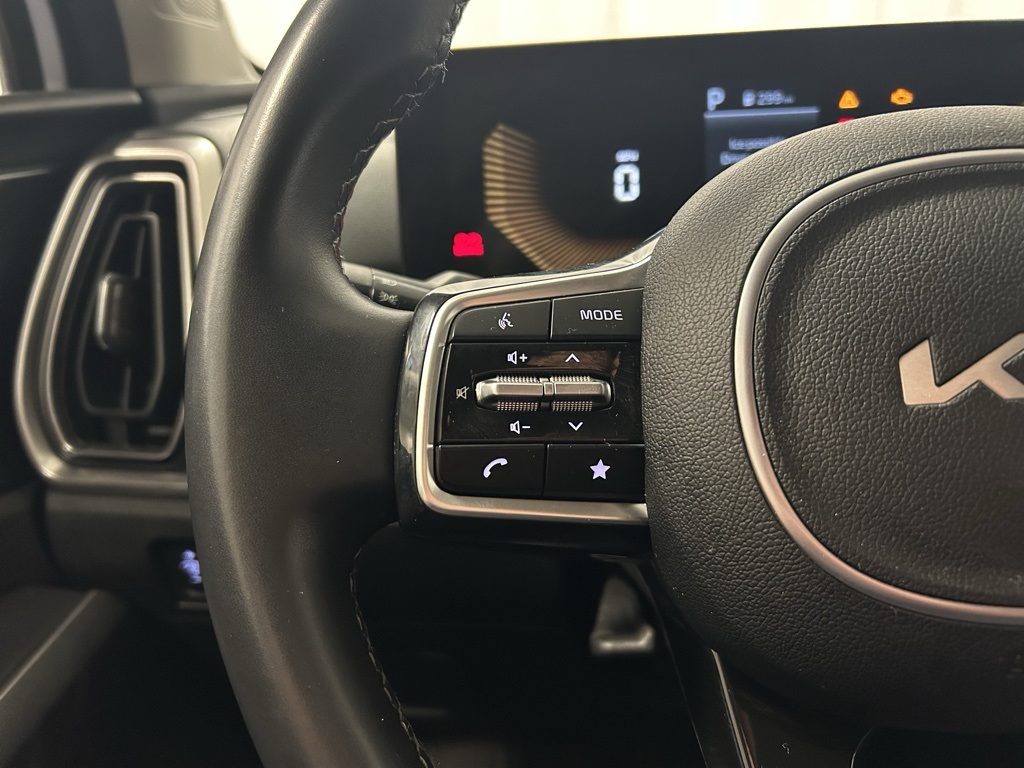 used 2024 Kia Sorento car, priced at $25,475
