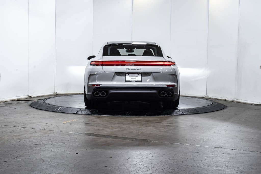 Panamera 4