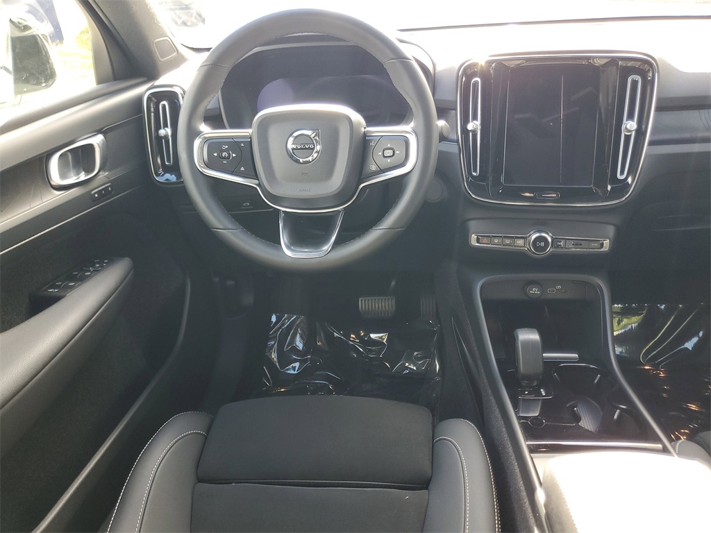 used 2023 Volvo C40 Recharge Pure Electric car, priced at $23,895