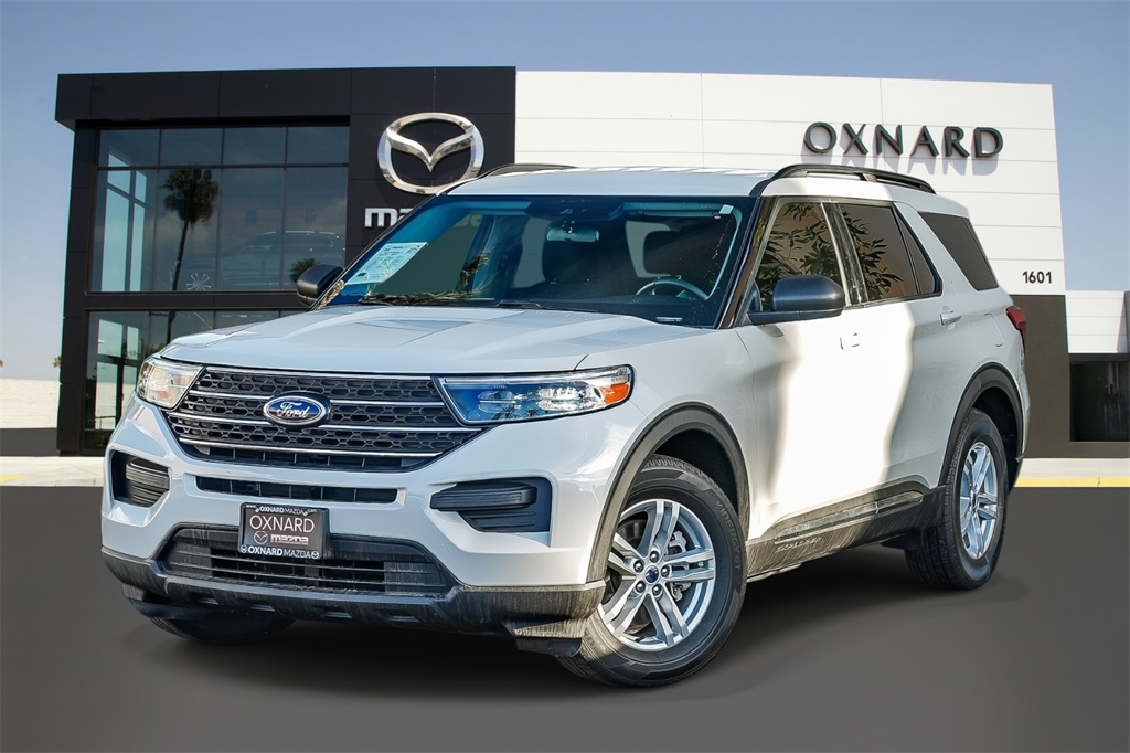 2023 Ford Explorer XLT's photo