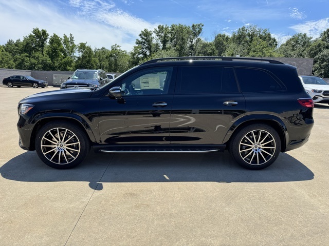 2025 Mercedes Benz GLS 580 4MATIC photo 6