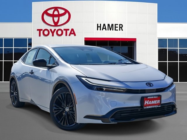new 2026 Toyota Prius Plug-In Hybrid car, priced at $40,018