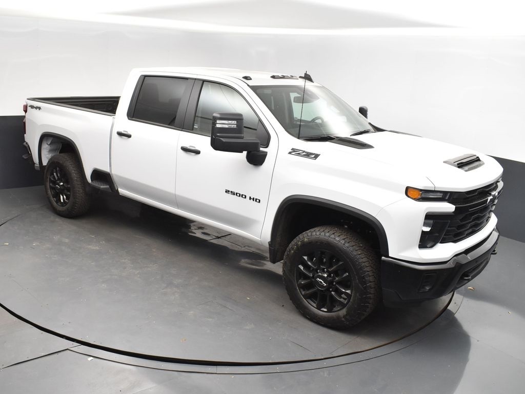 2025 Summit White Chevrolet Silverado 2500HD Custom Truck