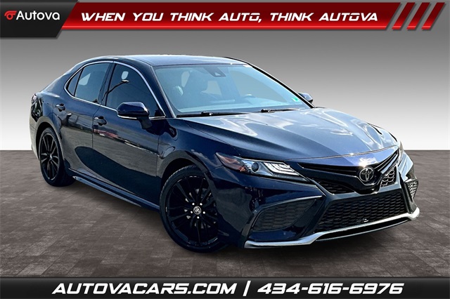 2022 Blue Toyota Camry XSE FWD Sedan